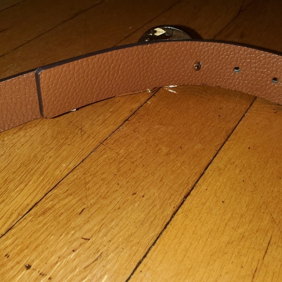 Michael Kors Logo Signature Monogram Twist Reversible Belt - Picture 4 of 4